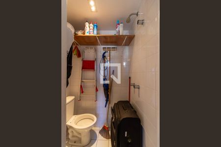 Apartamento à venda com 74m², 3 quartos e 1 vaga Apartamento à venda com 74m², 3 quartos e 1 vagaBanheiro de Serviço