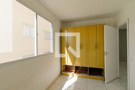 Quarto 1 de apartamento para alugar com 2 quartos, 42m² em Parque da Fonte, São José dos Pinhais