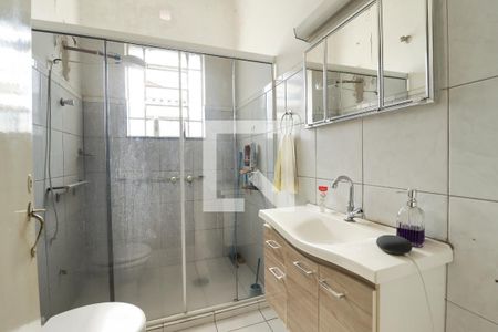 Casa à venda com 600m², 3 quartos e 3 vagasBanheiro 