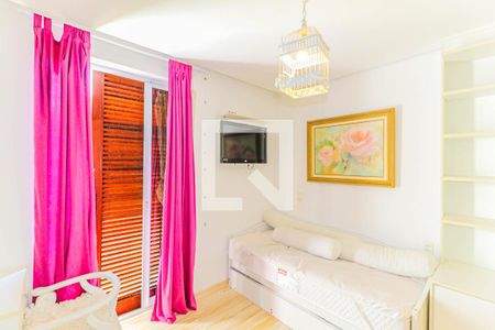 Casa de condomínio à venda com 550m², 5 quartos e 8 vagas Casa de condomínio à venda com 550m², 5 quartos e 8 vagasSuíte 1