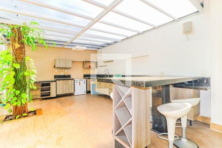 Casa de condomínio à venda com 550m², 5 quartos e 8 vagas Casa de condomínio à venda com 550m², 5 quartos e 8 vagasGourmet