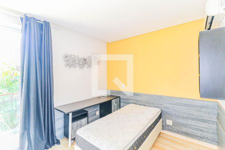 Casa de condomínio à venda com 550m², 5 quartos e 8 vagas Casa de condomínio à venda com 550m², 5 quartos e 8 vagasSuíte 3