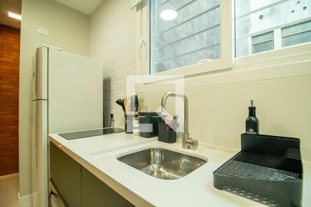 Apartamento à venda com 33m², 1 quarto e 1 vaga Apartamento à venda com 33m², 1 quarto e 1 vagaCozinha