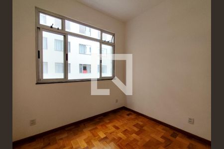 Quarto 2 de apartamento para alugar com 2 quartos, 45m² em Centro, Belo Horizonte