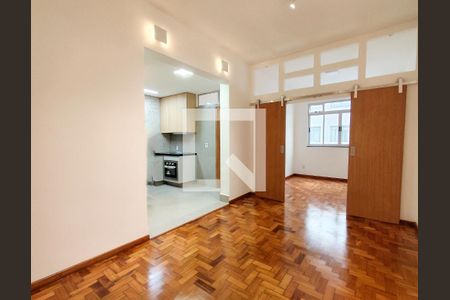 Sala de apartamento para alugar com 2 quartos, 45m² em Centro, Belo Horizonte