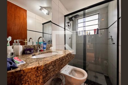 Apartamento à venda com 54m², 2 quartos e 1 vaga Apartamento à venda com 54m², 2 quartos e 1 vagaBanheiro