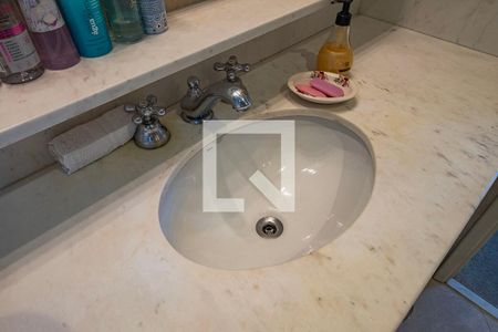 Apartamento para alugar com 101m², 1 quarto e 2 vagasSuíte - Banheiro