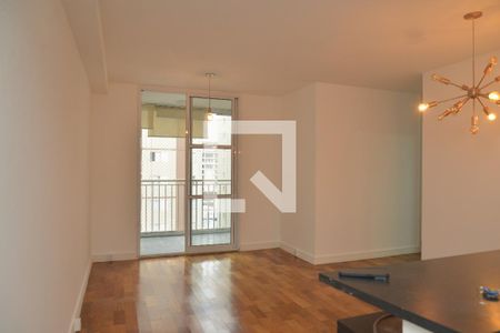 Sala de apartamento para alugar com 3 quartos, 73m² em Jardim, Santo André