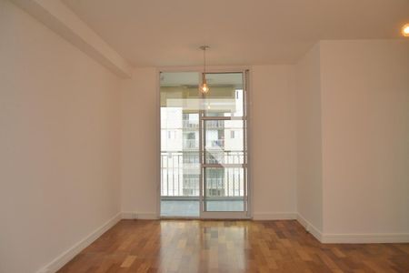 Sala de apartamento para alugar com 3 quartos, 73m² em Jardim, Santo André