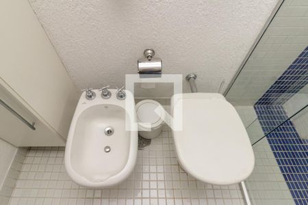 Apartamento à venda com 159m², 2 quartos e 1 vaga Apartamento à venda com 159m², 2 quartos e 1 vagaBanheiro 2