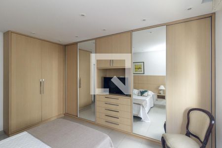 Apartamento à venda com 159m², 2 quartos e 1 vaga Apartamento à venda com 159m², 2 quartos e 1 vagaQuarto 1 - Suíte