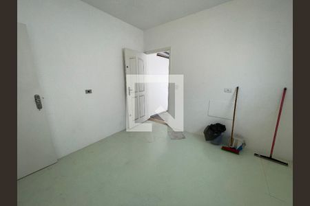 Casa à venda com 110m², 2 quartos e 2 vagas Casa à venda com 110m², 2 quartos e 2 vagasCozinha