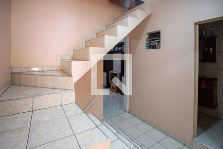 Casa à venda com 150m², 2 quartos e 1 vaga Casa à venda com 150m², 2 quartos e 1 vagaHall