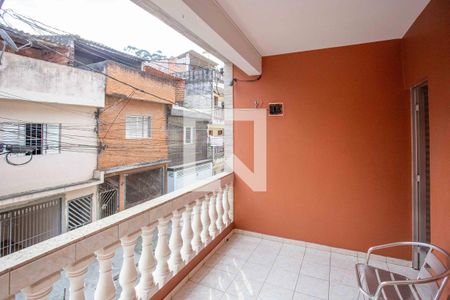 Casa à venda com 150m², 2 quartos e 1 vaga Casa à venda com 150m², 2 quartos e 1 vagaVaranda