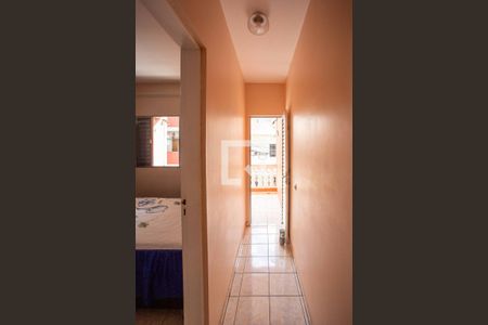 Casa à venda com 150m², 2 quartos e 1 vaga Casa à venda com 150m², 2 quartos e 1 vagaCorredor