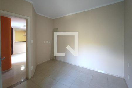 Casa de condomínio à venda com 377m², 6 quartos e 4 vagas Casa de condomínio à venda com 377m², 6 quartos e 4 vagasQuarto Suíte 1