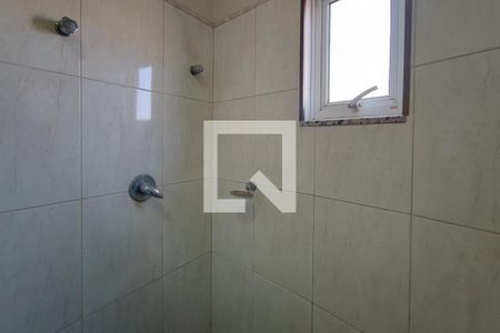 Casa de condomínio à venda com 377m², 6 quartos e 4 vagas Casa de condomínio à venda com 377m², 6 quartos e 4 vagasBanheiro Suíte 4