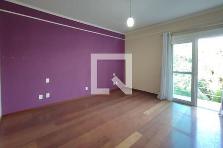 Casa de condomínio à venda com 377m², 6 quartos e 4 vagas Casa de condomínio à venda com 377m², 6 quartos e 4 vagasQuarto Suíte 3