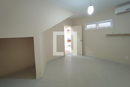 Casa de condomínio à venda com 377m², 6 quartos e 4 vagas Casa de condomínio à venda com 377m², 6 quartos e 4 vagasCômodo extra