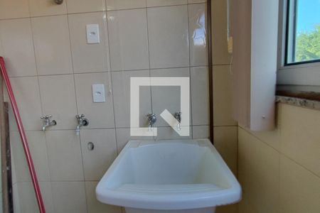 Casa de condomínio à venda com 377m², 6 quartos e 4 vagas Casa de condomínio à venda com 377m², 6 quartos e 4 vagasÁrea de Serviço