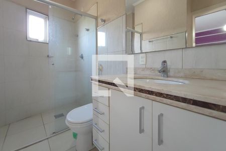 Casa de condomínio à venda com 377m², 6 quartos e 4 vagas Casa de condomínio à venda com 377m², 6 quartos e 4 vagasBanheiro Suíte 3