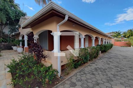 Casa de condomínio à venda com 377m², 6 quartos e 4 vagas Casa de condomínio à venda com 377m², 6 quartos e 4 vagasÁrea comum - Salão de festas