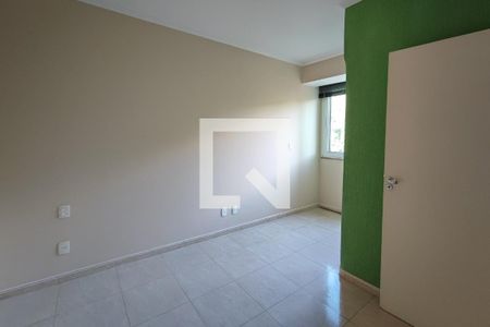 Casa de condomínio à venda com 377m², 6 quartos e 4 vagas Casa de condomínio à venda com 377m², 6 quartos e 4 vagasQuarto Suíte 1