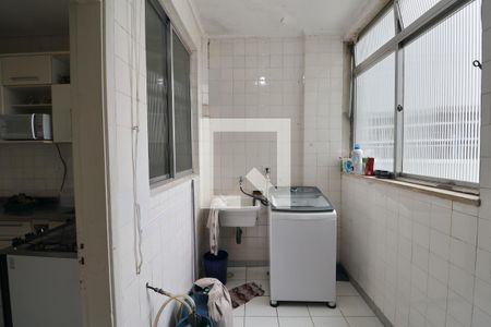 Apartamento para alugar com 135m², 3 quartos e 1 vagaÁrea de Serviço