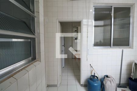 Apartamento para alugar com 135m², 3 quartos e 1 vagaÁrea de Serviço