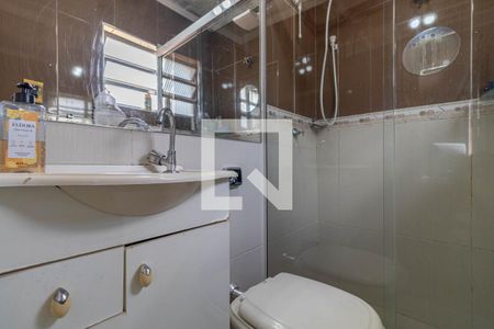 Casa à venda com 220m², 2 quartos e 3 vagas Casa à venda com 220m², 2 quartos e 3 vagasBanheiro Suíte 1