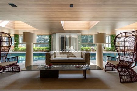 Apartamento à venda com 307m², 4 quartos e 4 vagasÁrea comum - Piscina
