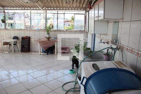 Casa à venda com 250m², 4 quartos e 1 vagaÁrea de Serviço