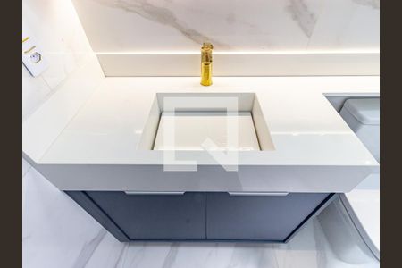 Apartamento à venda com 62m², 2 quartos e 2 vagasBanheiro da Suíte