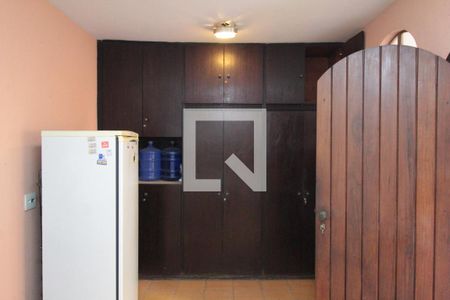 Casa à venda com 359m², 5 quartos e 5 vagasCozinha