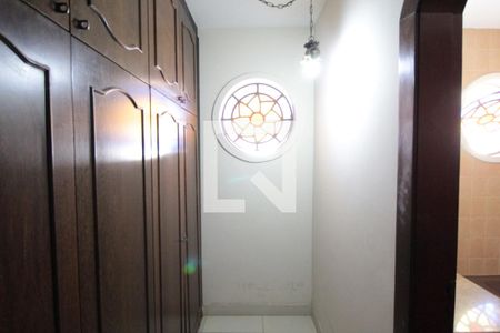 Casa à venda com 359m², 5 quartos e 5 vagasCloset da Suite