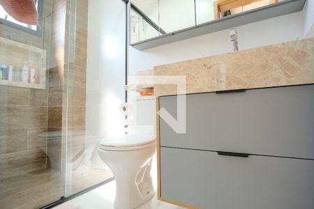 Casa à venda com 190m², 4 quartos e 3 vagasBanheiro da Suíte 2