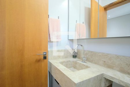 Casa à venda com 190m², 4 quartos e 3 vagasBanheiro da Suíte 1