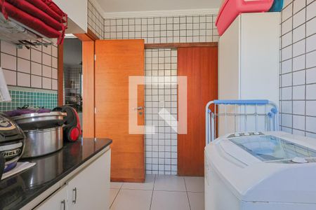 Apartamento à venda com 110m², 3 quartos e 1 vagaÁrea de Serviço