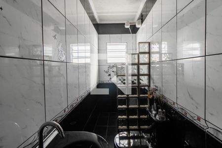 Casa para alugar com 250m², 3 quartos e 5 vagasBanheiro