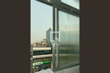 Apartamento à venda com 77m², 2 quartos e sem vaga Apartamento à venda com 77m², 2 quartos e sem vagaÁrea de Serviço