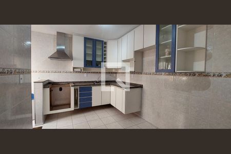 Apartamento para alugar com 83m², 3 quartos e 2 vagas Apartamento para alugar com 83m², 3 quartos e 2 vagasCozinha