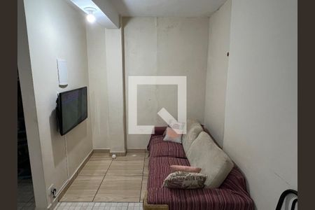 Casa à venda com 300m², 6 quartos e 4 vagas Casa à venda com 300m², 6 quartos e 4 vagasCasa 3 - Sala