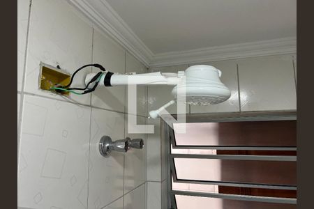 Casa à venda com 300m², 6 quartos e 4 vagas Casa à venda com 300m², 6 quartos e 4 vagasCasa 2- Banheiro