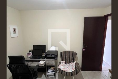 Casa à venda com 300m², 6 quartos e 4 vagas Casa à venda com 300m², 6 quartos e 4 vagasCasa 2- Quarto 2