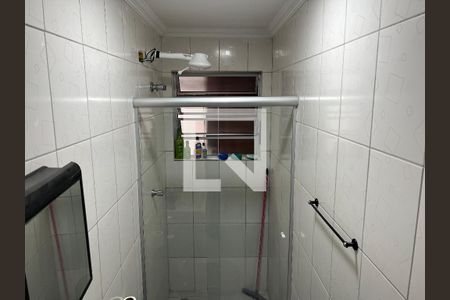 Casa à venda com 300m², 6 quartos e 4 vagas Casa à venda com 300m², 6 quartos e 4 vagasCasa 2- Banheiro