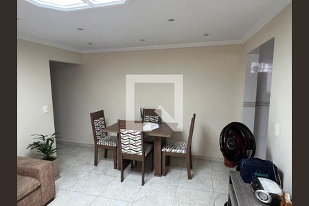 Casa à venda com 300m², 6 quartos e 4 vagas Casa à venda com 300m², 6 quartos e 4 vagasCasa 2- Sala