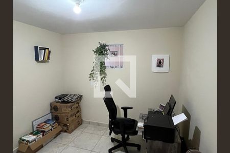 Casa à venda com 300m², 6 quartos e 4 vagas Casa à venda com 300m², 6 quartos e 4 vagasCasa 2- Quarto 2