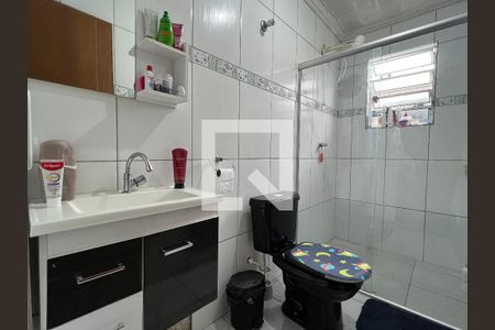 Casa à venda com 300m², 6 quartos e 4 vagas Casa à venda com 300m², 6 quartos e 4 vagasCasa 3 - Banheiro