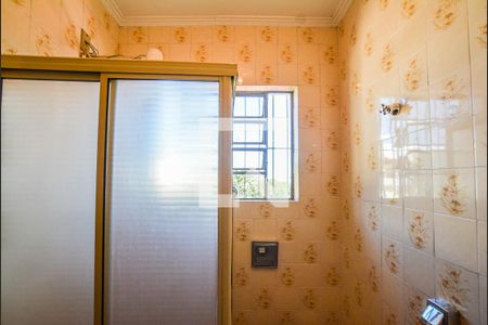 Casa à venda com 308m², 3 quartos e 6 vagasBanheiro da Suíte 2