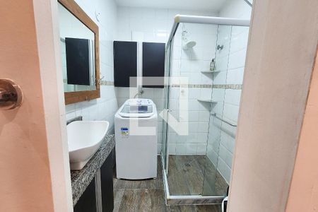 Banheiro de apartamento para alugar com 1 quarto, 35m² em Catete, Rio de Janeiro